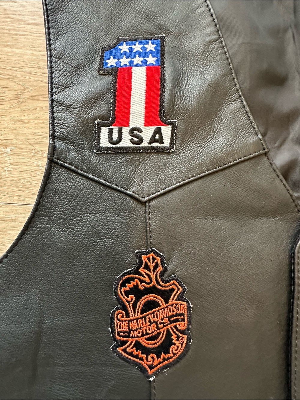 Vintage Style Genuine Leather Biker Vest Patriotic Eagle Motorcycle USA 2XL - Picture 4 of 12